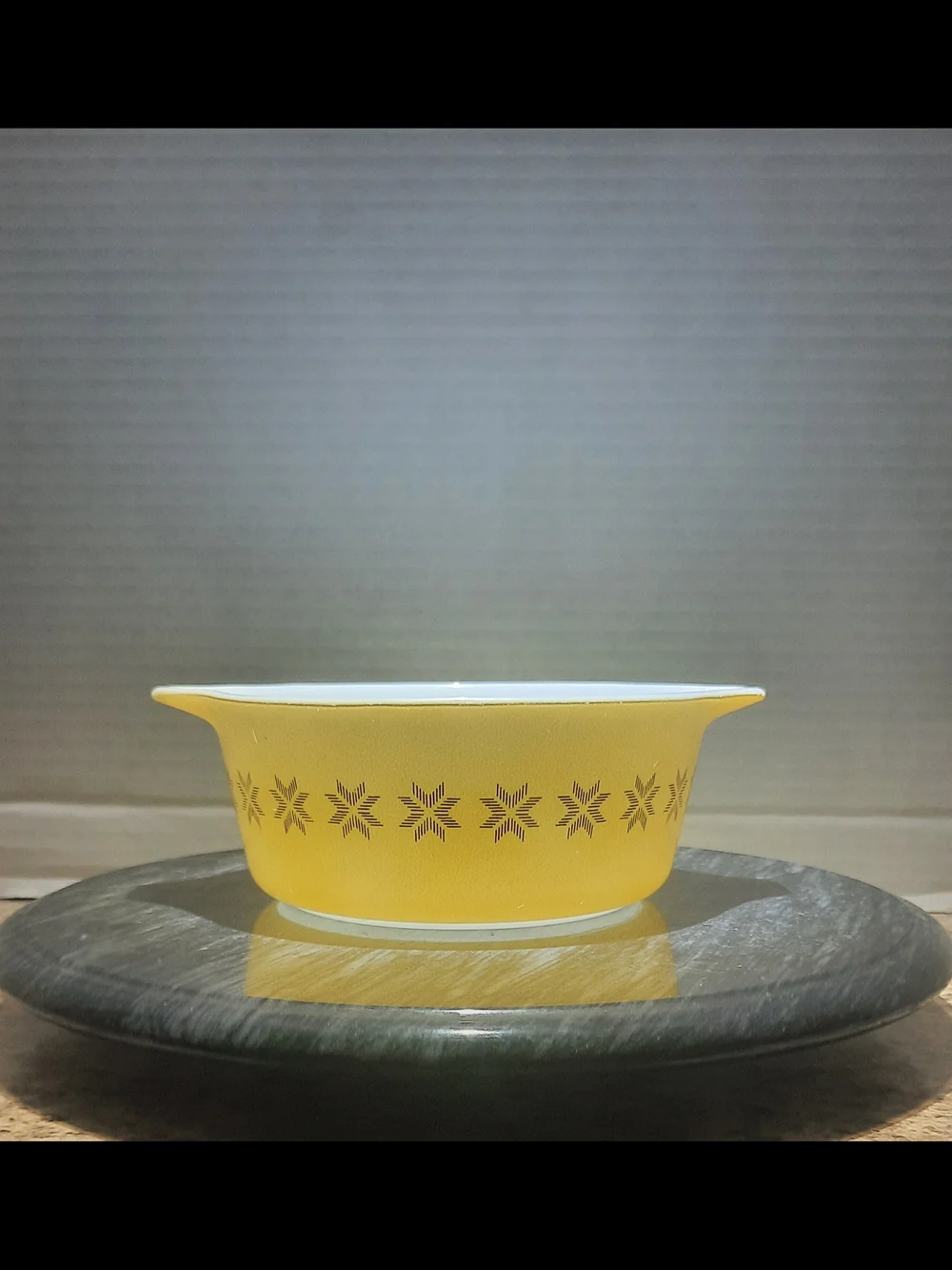 Pyrex Town & Country 475 & 472 Casserole Dishes